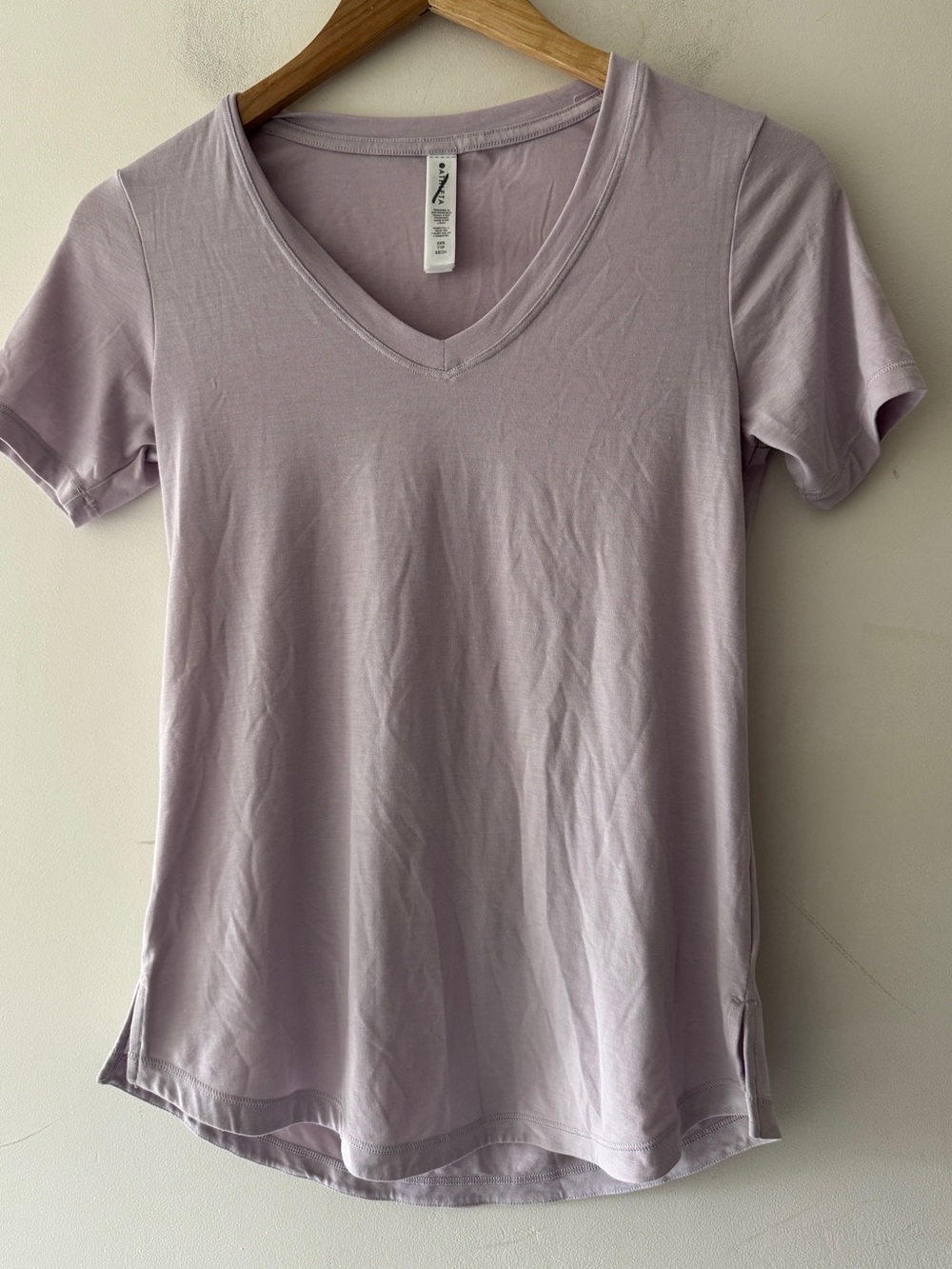 Athleta Lilac Purple Essential V Neck Tee